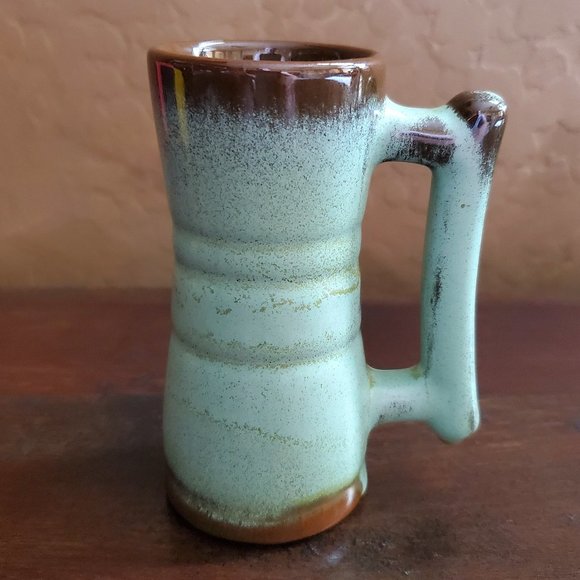 Vintage FRANKOMA Art Pottery 2GDC Prairie Green Handled Mug Mid Century Mug Cup - Picture 1 of 7